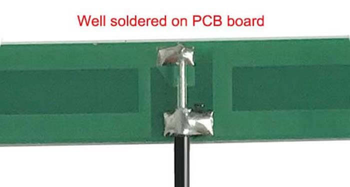 Well soldered on PCB board antenna Manufacturer C&T RF Antennas Inc