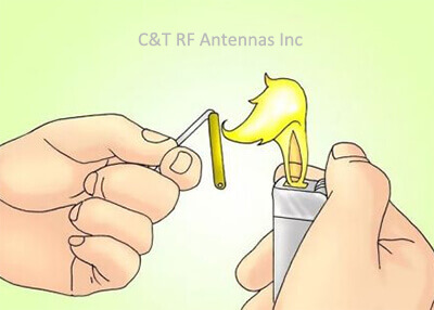 how to make a wifi antenna to get free internet-Step 6 Place the pen core on the bent part of the paper clip